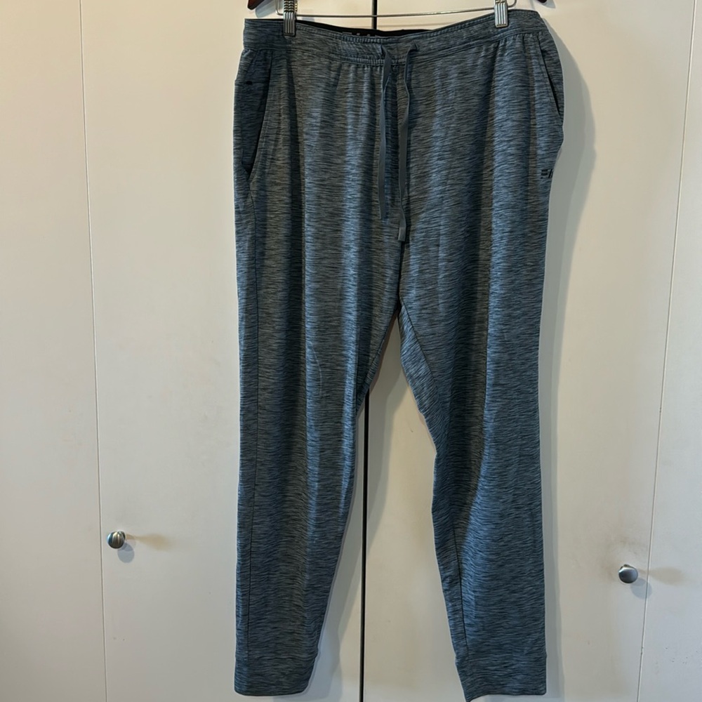 Forward with Design active sweat pants